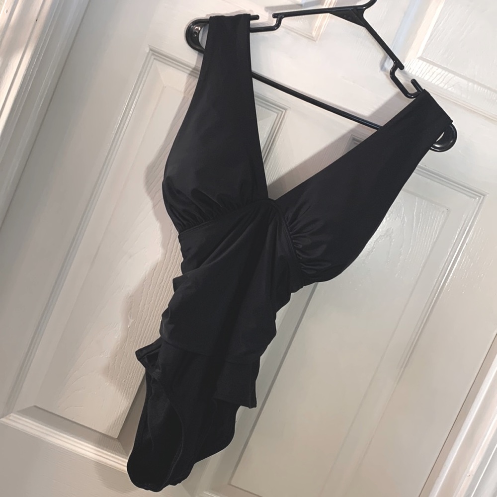 Black Cinched One piece Bathing suit Swimsuit